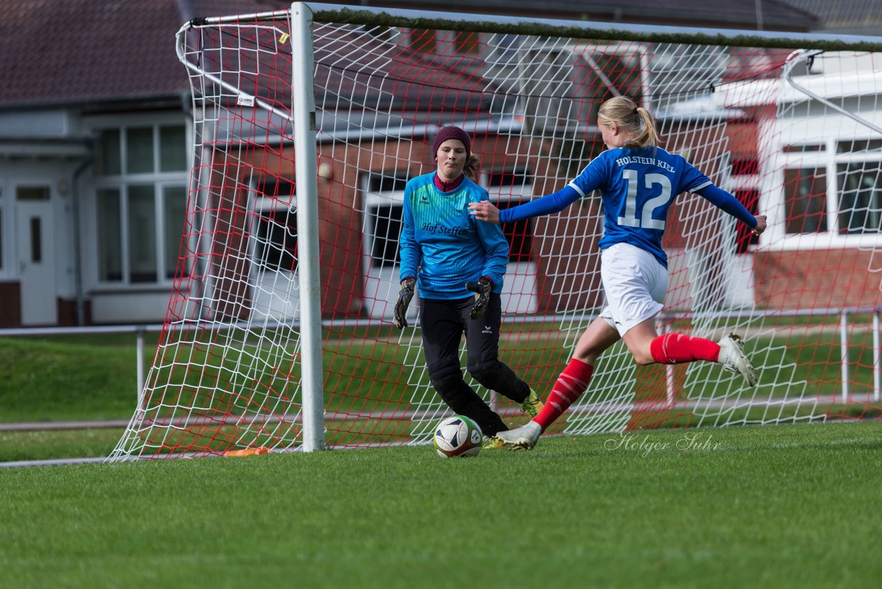 Bild 66 - B-Juniorinnen TSV Schoenberg - Holstein Kiel : Ergebnis: 0:23